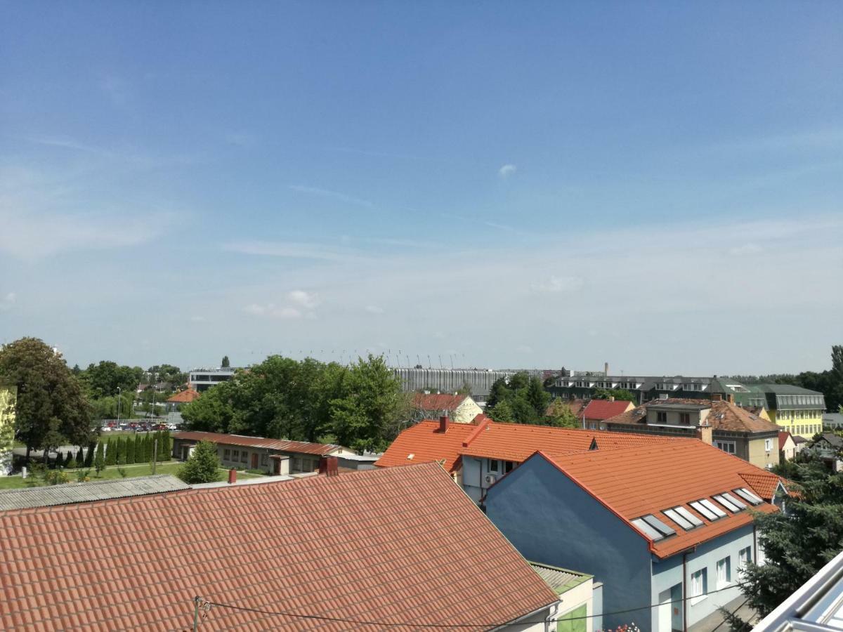 Ambiente Dunajská Streda Exterior foto